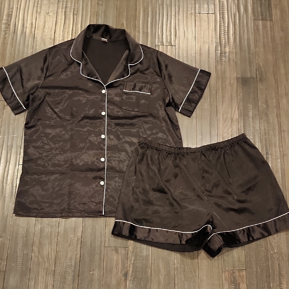 Satin Short Pajama Set with White Piping - Black